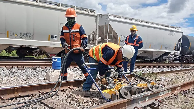 Cortan vías de Ferromex en Celaya2